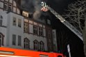 Feuer 3 Dachstuhlbrand Koeln Muelheim Gluecksburgstr P007